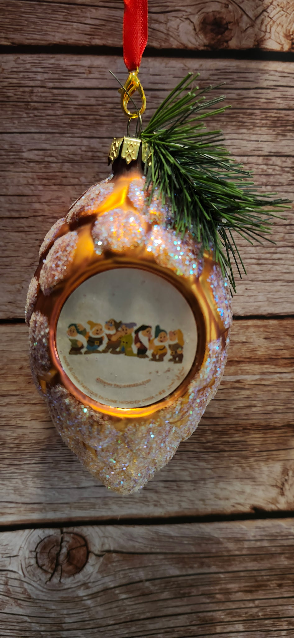 Disney Fairytale Moments Snow White Glass Pinecone Ornament NWT