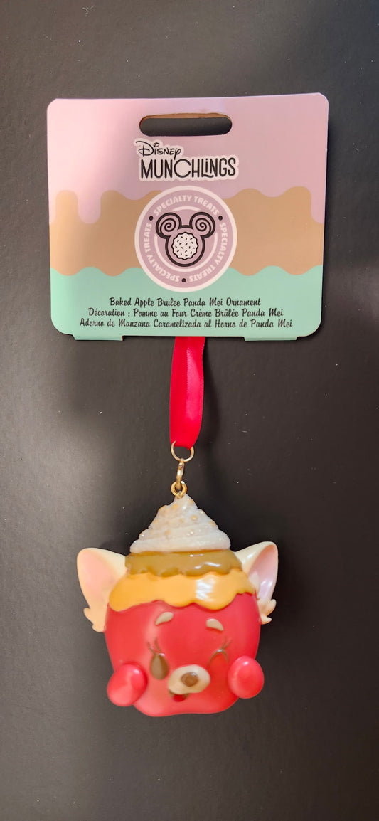 Disney Munchlings Panda Mei Baked Apple Brûlée Ornament NWT